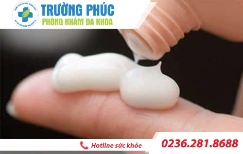ngua bao quy dau nen dung thuoc gi